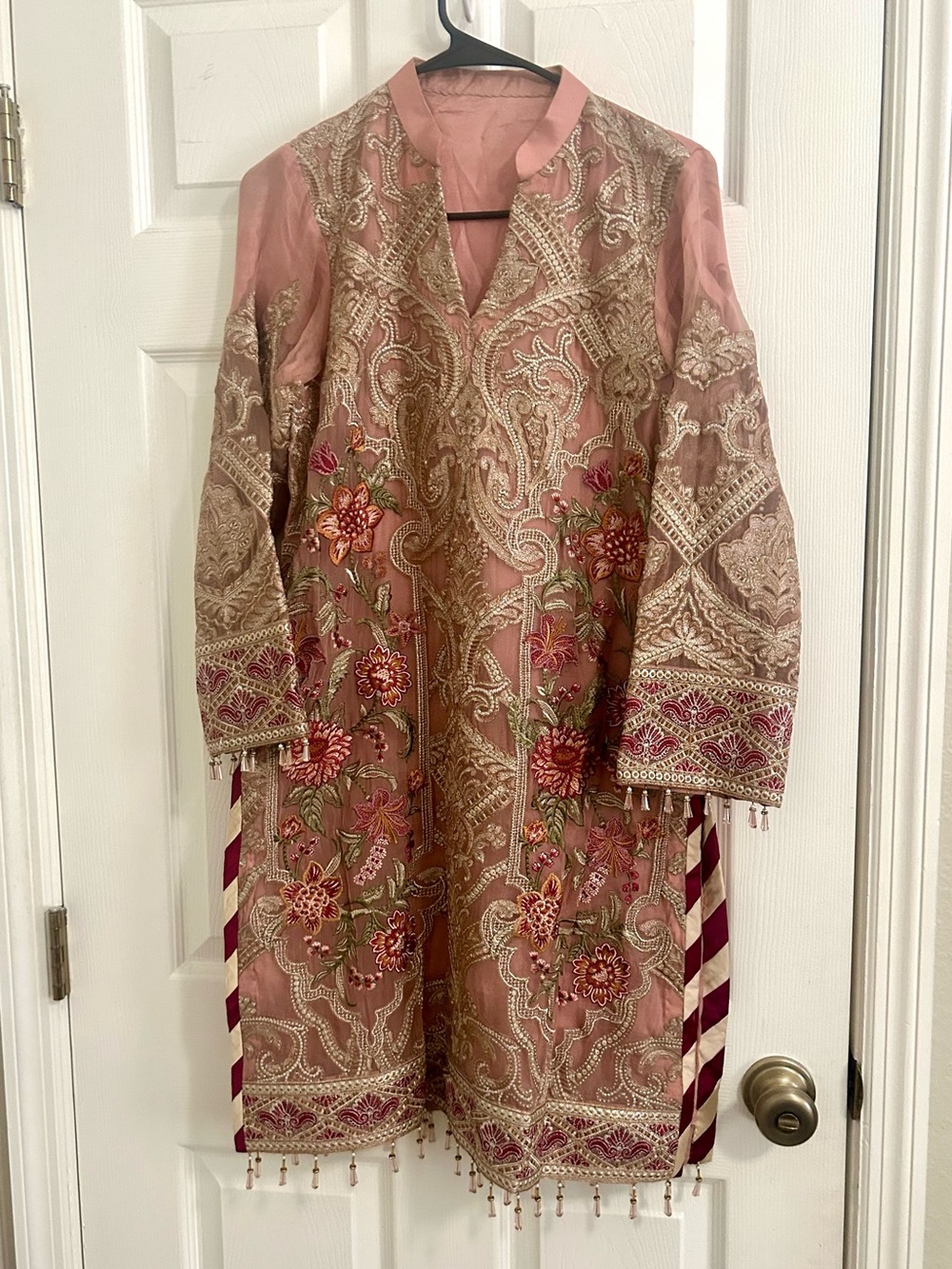Embroidered Intricate Pink Floral Long Tunic Set with Gold Accents gorgeous! M